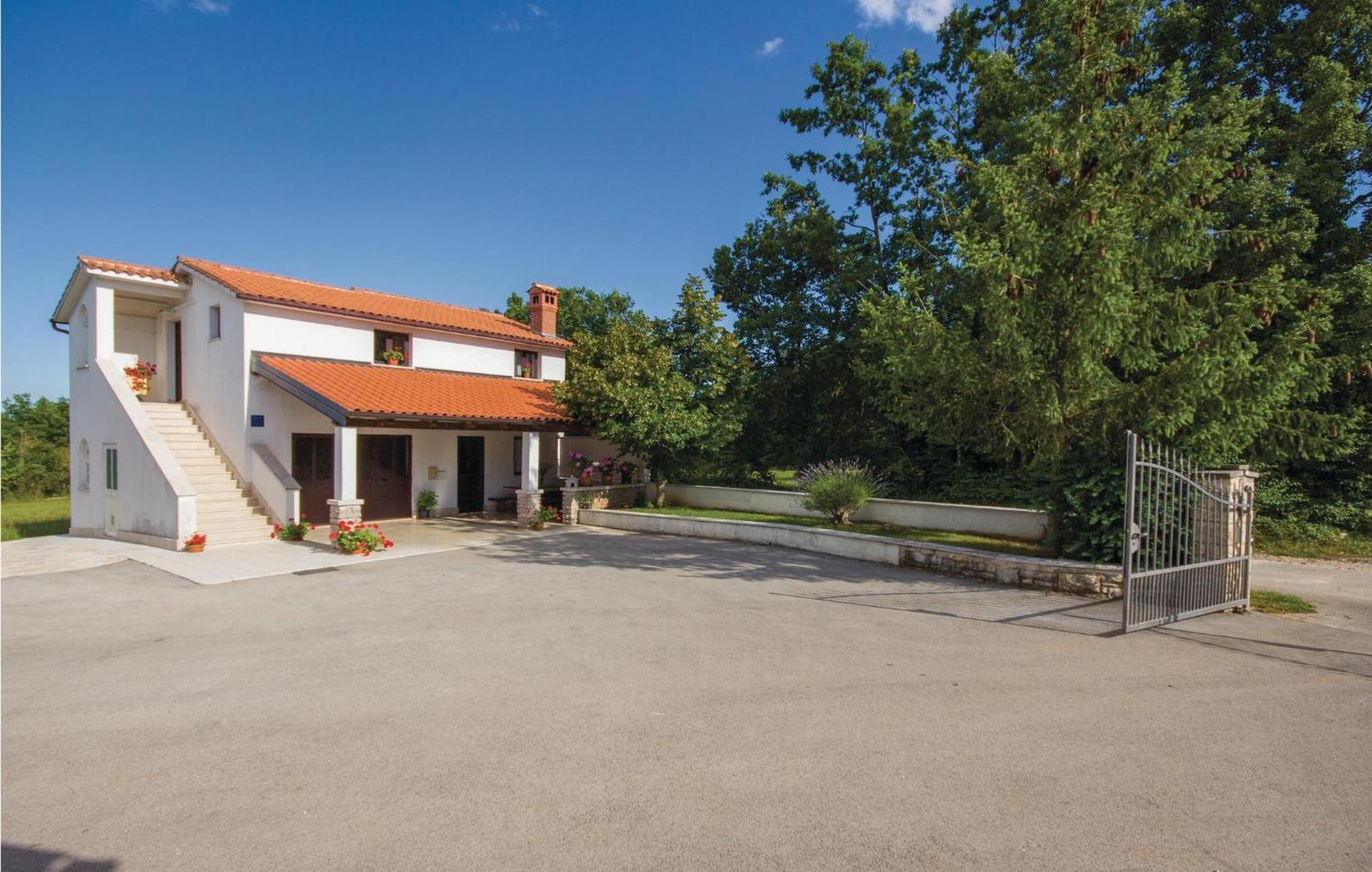 Amazing Apartment In Pazin With Wifi Katun Lindarski Dış mekan fotoğraf