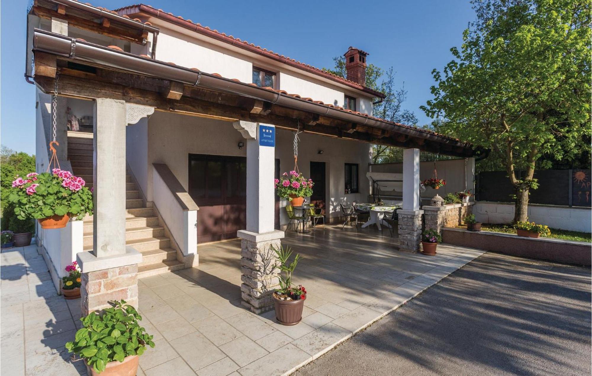 Amazing Apartment In Pazin With Wifi Katun Lindarski Dış mekan fotoğraf